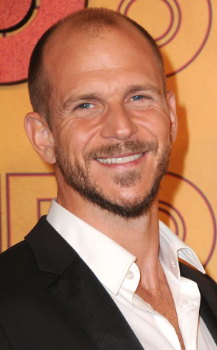 Gustaf Skarsgård